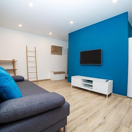Tf Apartment Двокімнатні Апартаменти В Центрі Міста Poltava Ngoại thất bức ảnh